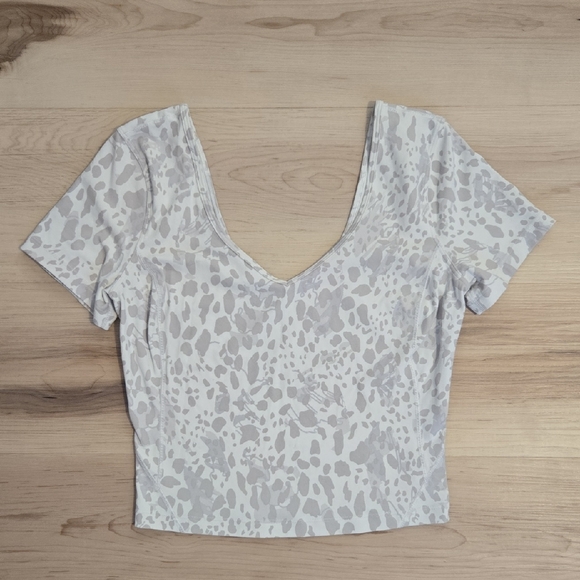 lululemon athletica Tops - Lululemon Align Leopard Tee, Size 6